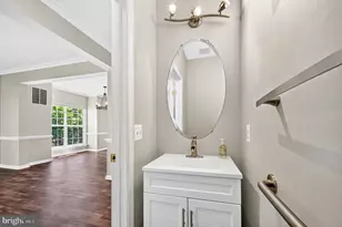 6853 Hollow Glen Ct, Gainesville, VA 20155 - Photo 17