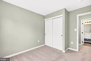 6853 Hollow Glen Ct, Gainesville, VA 20155 - Photo 41