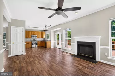 6853 Hollow Glen Court, Gainesville, VA 20155 - Photo 19