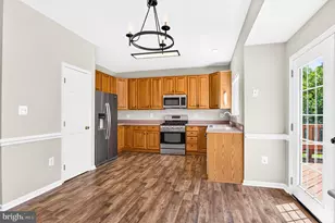 6853 Hollow Glen Ct, Gainesville, VA 20155 - Photo 23