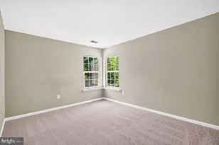 6853 Hollow Glen Ct, Gainesville, VA 20155 - Photo 37