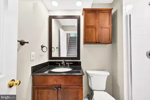 6853 Hollow Glen Ct, Gainesville, VA 20155 - Photo 47