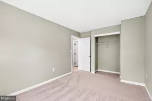 6853 Hollow Glen Ct, Gainesville, VA 20155 - Photo 43
