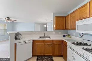 11000 Kinship Ct, Manassas, VA 20109 - Photo 9