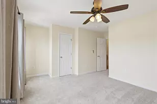 15704 John Diskin Cir, Woodbridge, VA 22191 - Photo 19