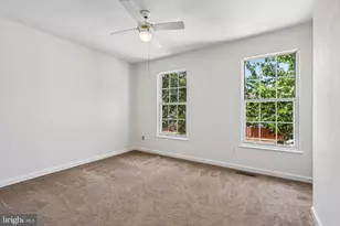 1774 Tiger Lily Cir, Woodbridge, VA 22192 - Photo 15