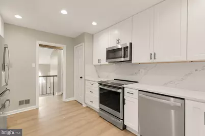 13005 Emmet Court, Woodbridge, VA 22192 - Photo 17