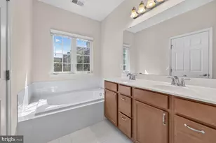 2293 Merseyside Dr, Woodbridge, VA 22191 - Photo 19