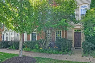 10613 Bristow Station Dr, Bristow, VA 20136 - Photo 3