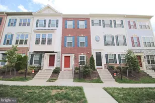 4504 Potomac Highlands Cir, Triangle, VA 22172 - Photo 1