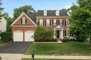 10012 Three Sisters Ct, Bristow, VA 20136 - Photo 1