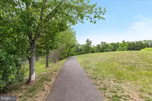 10012 Three Sisters Ct, Bristow, VA 20136 - Photo 15