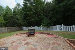3073 Azalea Sands Ln, Dumfries, VA 22026 - Photo 15