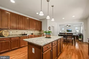 16408 Chattanooga Ln, Woodbridge, VA 22191 - Photo 11