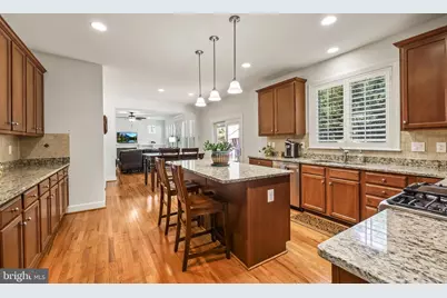 16408 Chattanooga Lane, Woodbridge, VA 22191 - Photo 33