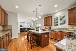 16408 Chattanooga Ln, Woodbridge, VA 22191 - Photo 33