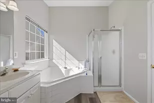 14204 Forbes Pl, Gainesville, VA 20155 - Photo 19