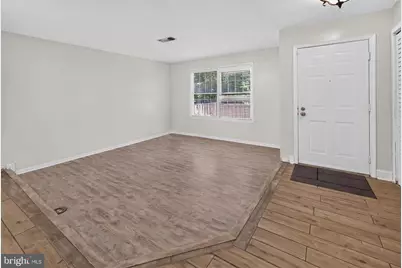 12585 Kempston Lane, Woodbridge, VA 22192 - Photo 7