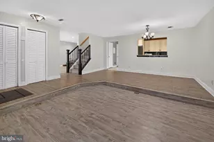 12585 Kempston Ln, Woodbridge, VA 22192 - Photo 9