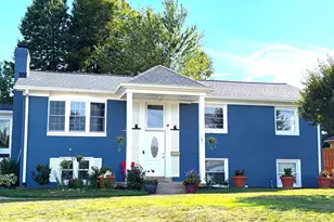 1911 Stafford St, Woodbridge, VA 22191 - Photo 1