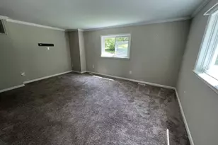 18402 Cedar Dr, Triangle, VA 22172 - Photo 9