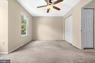 15203 Valley Stream Dr, Woodbridge, VA 22191 - Photo 17