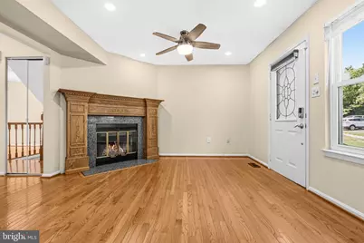 15203 Valley Stream Drive, Woodbridge, VA 22191 - Photo 5