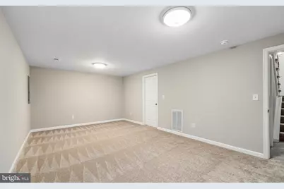 7505 Campbell Court, Manassas, VA 20109 - Photo 21