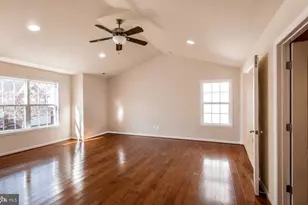 15329 Colonel Tansill Ct, Woodbridge, VA 22193 - Photo 9
