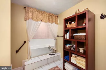 19266 Mockingbird Heights Road, Triangle, VA 22172 - Photo 19
