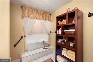 19266 Mockingbird Heights Rd, Triangle, VA 22172 - Photo 19