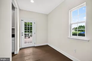 13862 Estate Manor Dr, Gainesville, VA 20155 - Photo 29