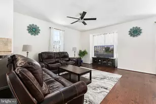 7030 Darbey Knoll Dr, Gainesville, VA 20155 - Photo 11