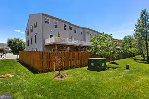 7030 Darbey Knoll Dr, Gainesville, VA 20155 - Photo 45