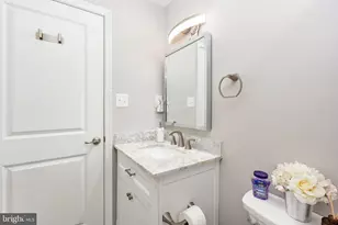 7030 Darbey Knoll Dr, Gainesville, VA 20155 - Photo 35