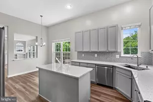 12997 Kyle Moor Pl, Bristow, VA 20136 - Photo 21