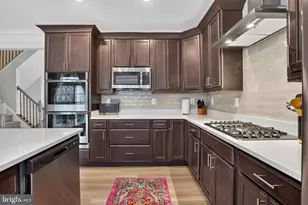 3185 Barbeque Pl, Woodbridge, VA 22193 - Photo 9