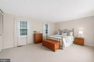 15923 Dolphin Dr, Dumfries, VA 22025 - Photo 9
