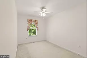 3523 Castle Hill Dr, Woodbridge, VA 22193 - Photo 23