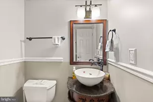 3523 Castle Hill Dr, Woodbridge, VA 22193 - Photo 11