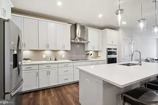 5810 Moonstone Wy, Haymarket, VA 20169 - Photo 3