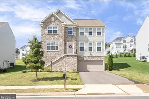 3028 Landing Eagle Ct, Woodbridge, VA 22191 - Photo 1
