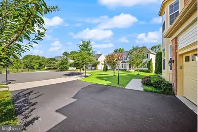 9405 Lomax Forest Drive, Manassas, VA 20112 - Photo 5