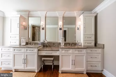 8125 Crooked Oaks Court, Gainesville, VA 20155 - Photo 25