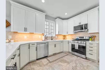 13732 Heritage Valley Way, Gainesville, VA 20155 - Photo 7