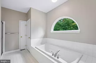 9046 Roaring Spring Loop, Bristow, VA 20136 - Photo 21