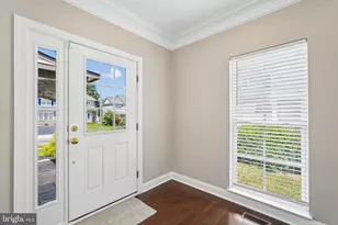 9046 Roaring Spring Loop, Bristow, VA 20136 - Photo 7