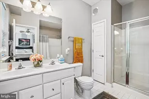 13806 Breezy Ridge Way, Woodbridge, VA 22191 - Photo 25