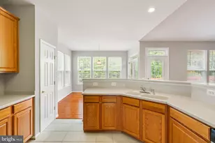 17633 Four Seasons Dr, Dumfries, VA 22025 - Photo 19