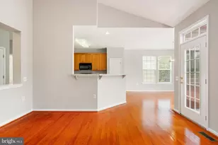 17633 Four Seasons Dr, Dumfries, VA 22025 - Photo 13